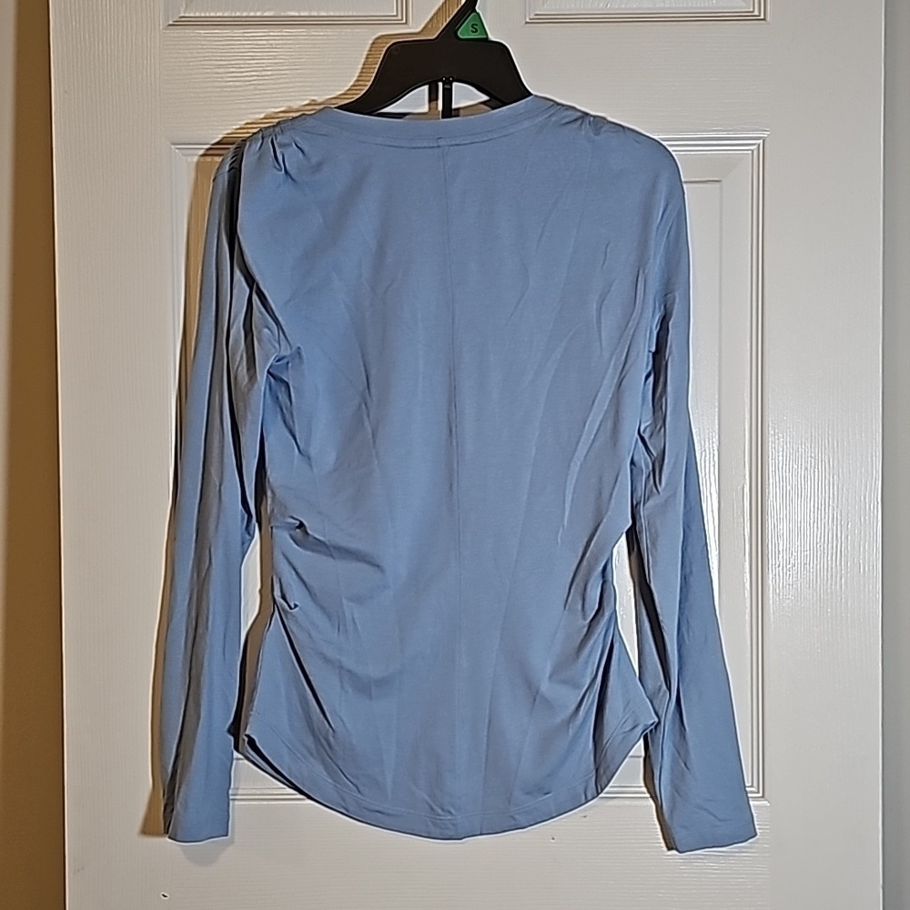 Athleta Periwinkle Blue Ruched Side V Neck Long Sleeve Top Womens XS - Picture 4 of 8